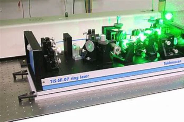 Titanium sapphire wide tunable laser emission-crylink