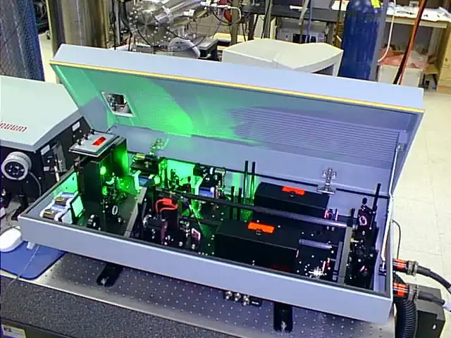 Ultrafast solid-state laser